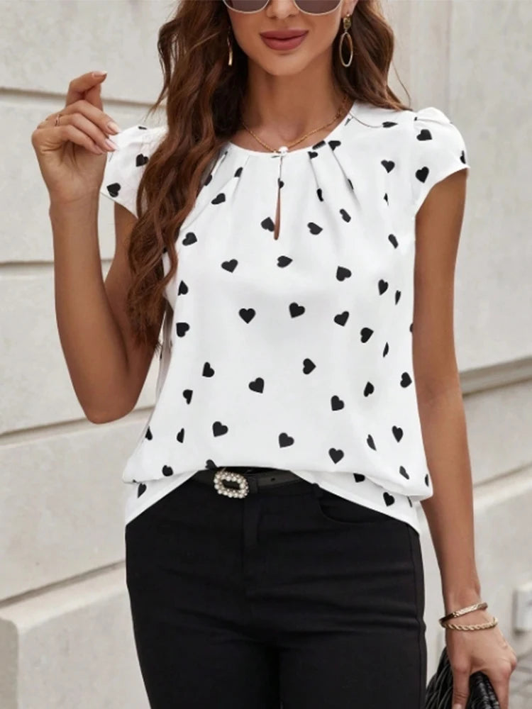 Women's Heart Shaped Printed Pleated Short Sleeved Round Neck Shirt Fashionable Women's Top Romantic Design